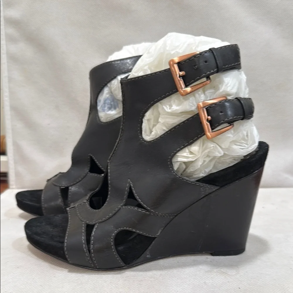 ANTIA Black Leather 3-1/2” Wedge Heel Sandals (sz 8)
